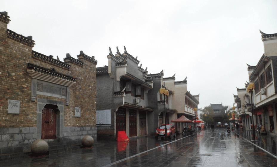 为什么挂倒车档镜子会抖动？游戏画面